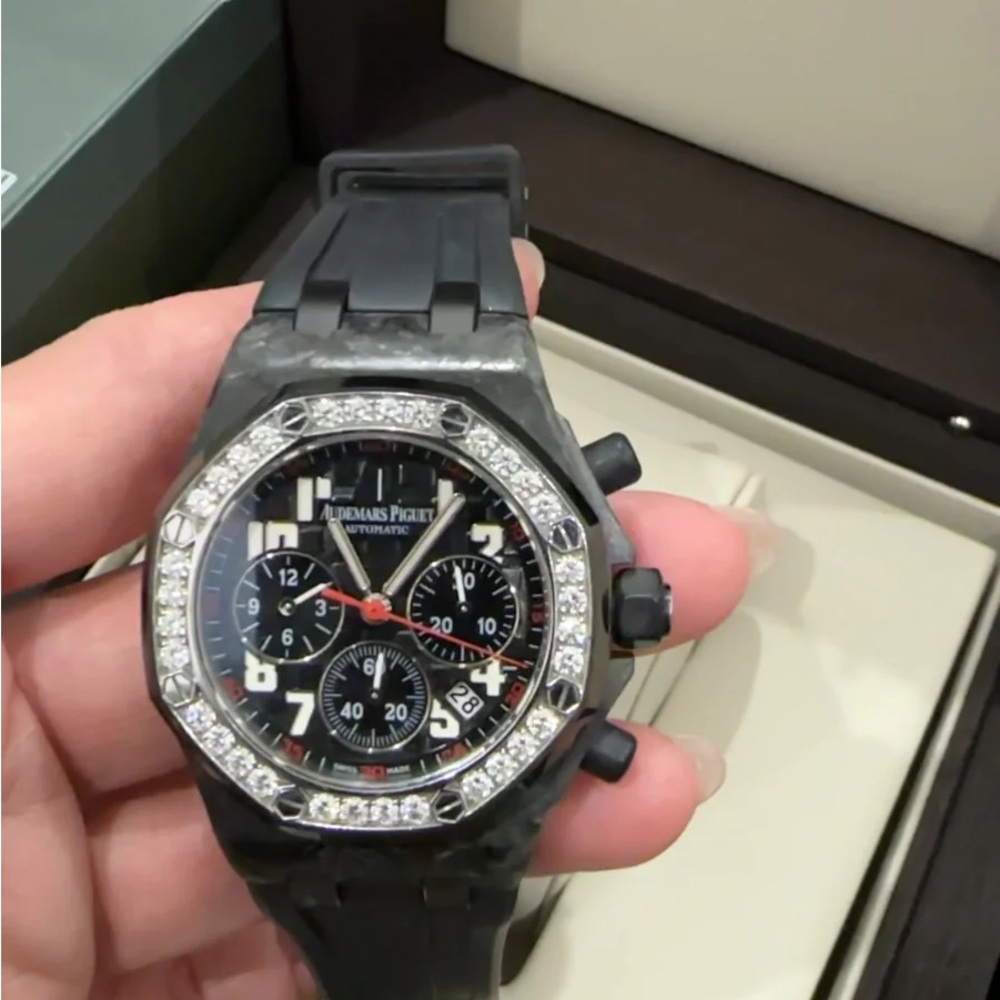 Audemars Piguet Royal Oak Offshore Chronograph Ladies diamond carbon - Picture 8 of 10
